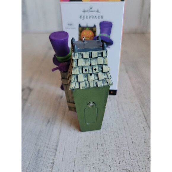 Hallmark stand up skeleton magic ornament Xmas - Picture 5 of 6